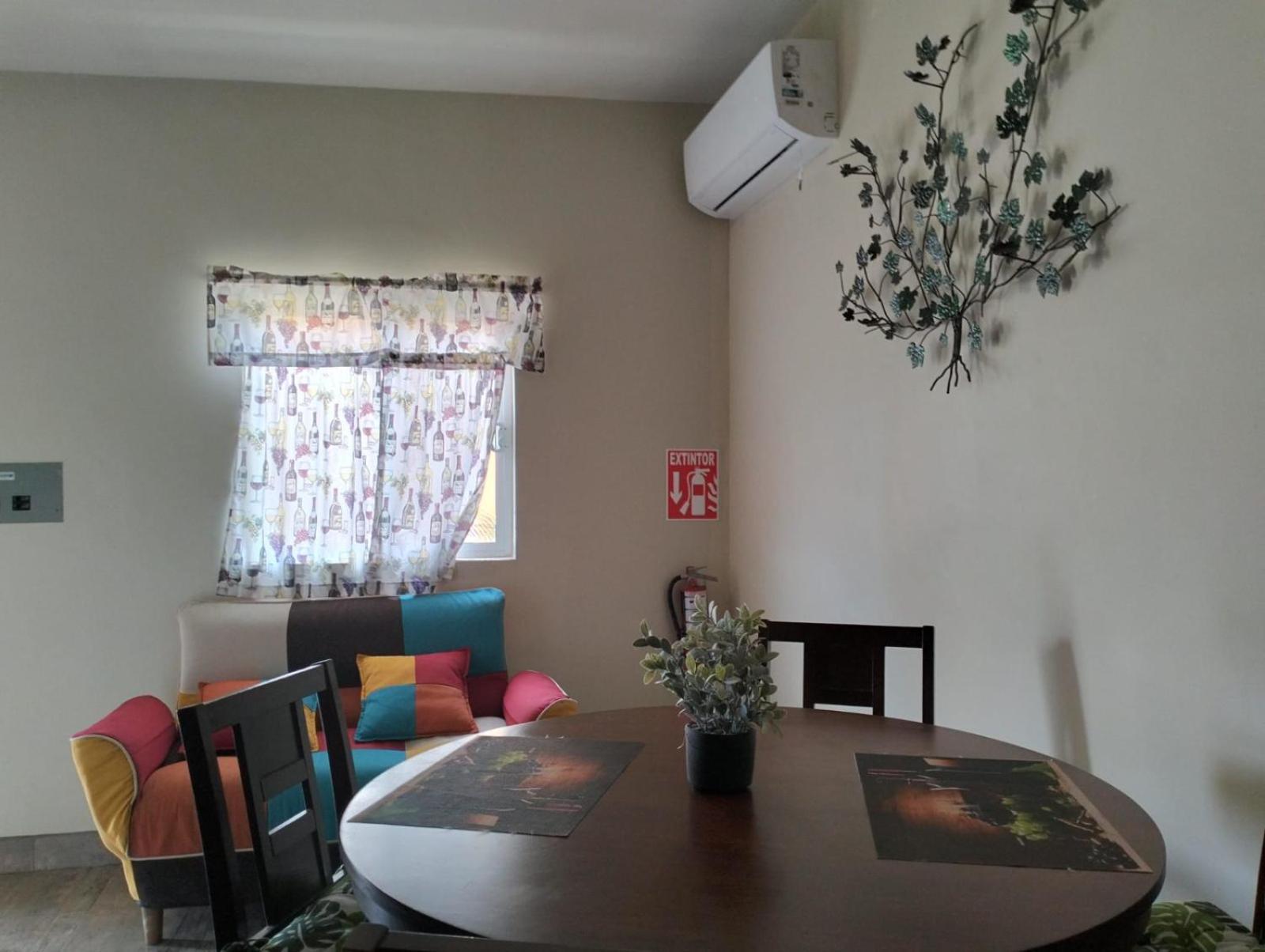 ホテル Quinta Lorame Villa de Juarez エクステリア 写真